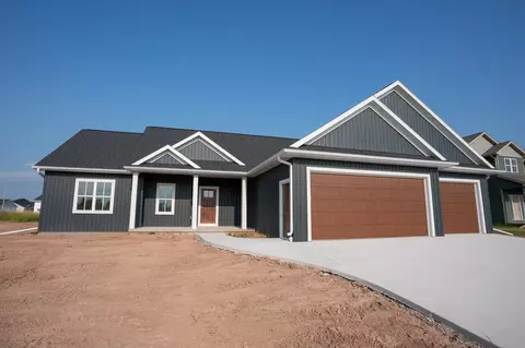 3600 Ridgecrest Ln, Kaukauna, WI 54130