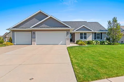 909 Diversity Dr, De Pere, WI 54115
