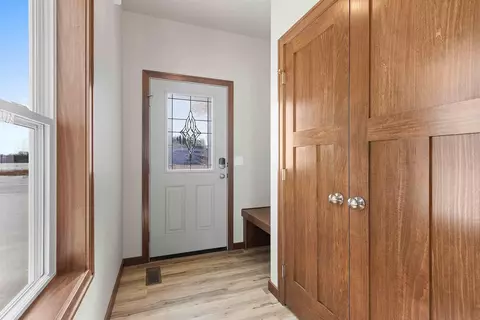 2228 E Honeygold Ct, Appleton, WI 54913 photo 7