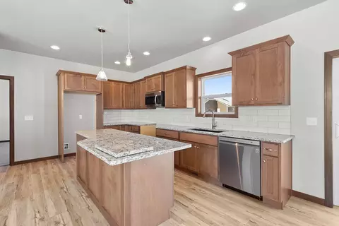 2228 E Honeygold Ct, Appleton, WI 54913 photo 5
