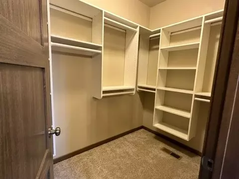 2228 E Honeygold Ct, Appleton, WI 54913 photo 10