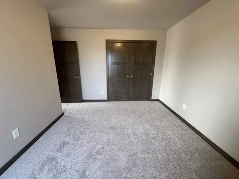 2227 E Honeygold Ct, Appleton, WI 54913 photo 12