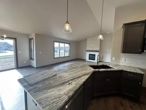2227 E Honeygold Ct, Appleton, WI 54913 photo 14