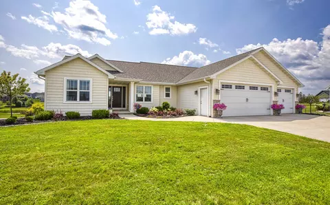 w6849 Design Drive, Greenville, WI 54942