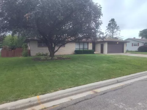 2350 Manitowoc Rd, Green Bay, WI 54311