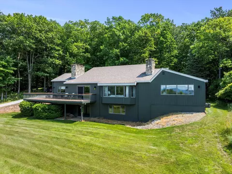4564 Bay Shore Dr, Sturgeon Bay, WI 54235