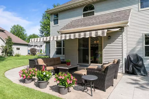 Exterior - 2701 E Dietzen Dr, Appleton, WI 54915 photo 2 of 10