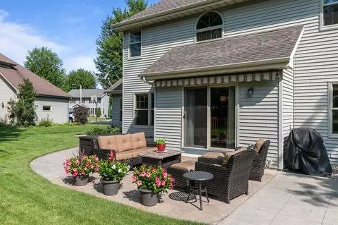 Exterior - 2701 E Dietzen Dr, Appleton, WI 54915 photo 5 of 10
