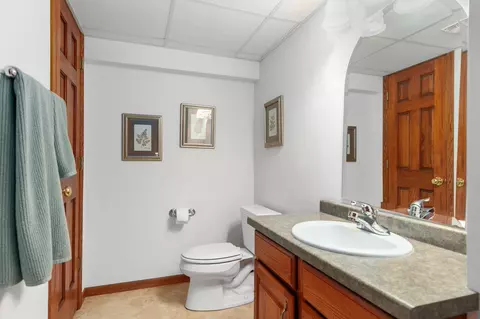 Bath - 2701 E Dietzen Dr, Appleton, WI 54915 photo 7 of 7