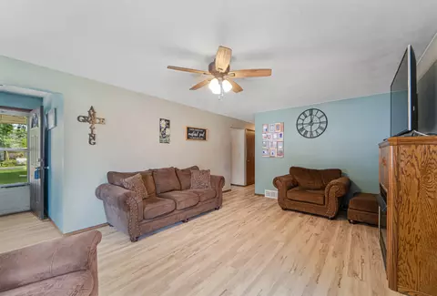 26 Tracy Ct, Appleton, WI 54915 photo 5
