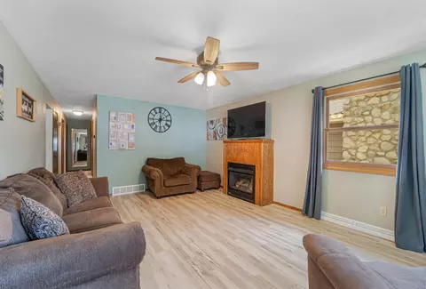 26 Tracy Ct, Appleton, WI 54915 photo 4