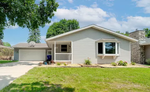 26 Tracy Ct, Appleton, WI 54915