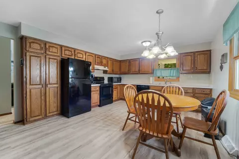 26 Tracy Ct, Appleton, WI 54915 photo 8