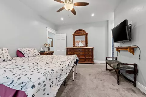 Bedroom - w10792 Little Road, Gresham, WI 54128 photo 3 of 7