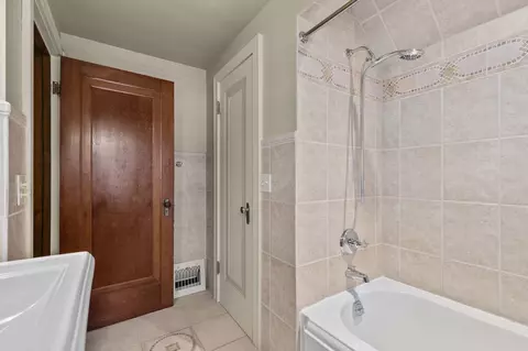 406 W Parkway Blvd, Appleton, WI 54911 photo 19