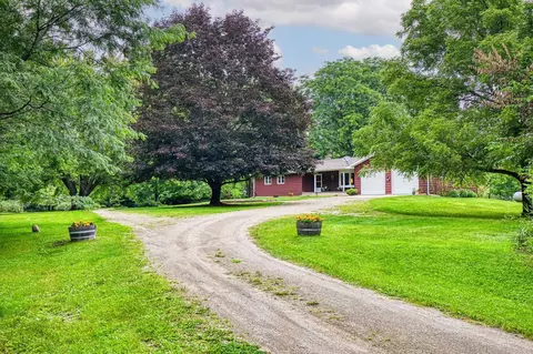 4220 W Breezewood Ln, Oshkosh, WI 54904