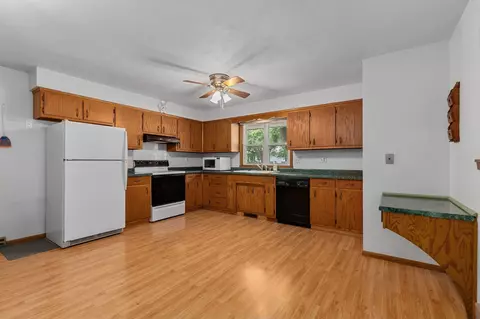 Kitchen - 1601 N Edgewood Ave, Appleton, WI 54914 photo 1 of 4