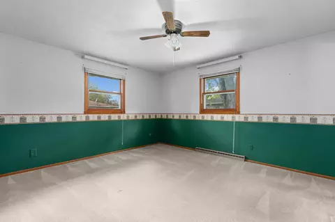 Bedroom - 1601 N Edgewood Ave, Appleton, WI 54914 photo 7 of 8