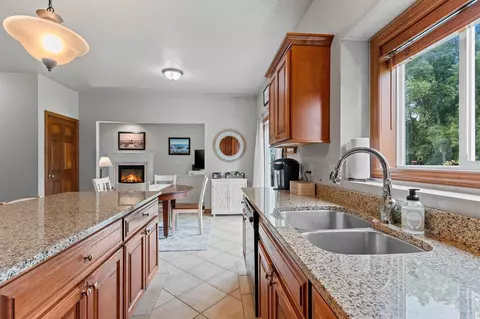 4397 N White Hawk Dr, Appleton, WI 54913 photo 11