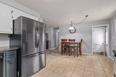 711 E Harding Dr, Appleton, WI 54915 photo 5