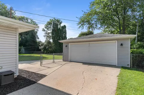 711 E Harding Dr, Appleton, WI 54915 photo 32