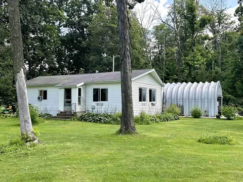n4785 Maple Drive, Oakfield, WI 53065