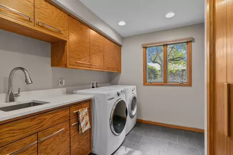 2520 E Crestview Dr, Appleton, WI 54915 photo 22