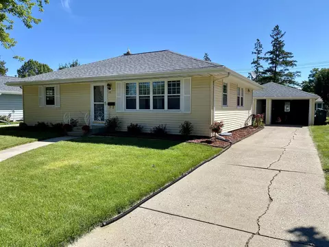 19 S Reserve Ave, Fond Du Lac, WI 54935