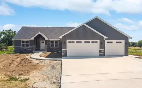 W7031 Jaclyn Lane, Greenville, WI 54942