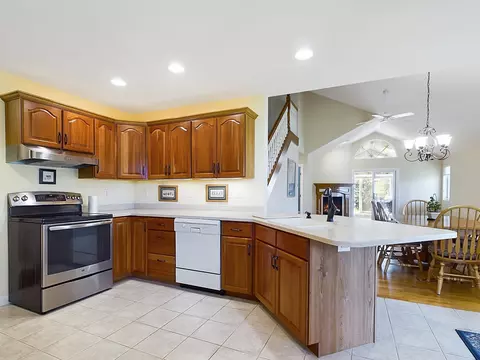 1627 N Lilas Dr, Appleton, WI 54914 photo 7