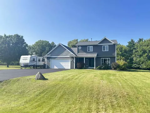 4311 E Arrowhead Ln, Janesville, WI 53546