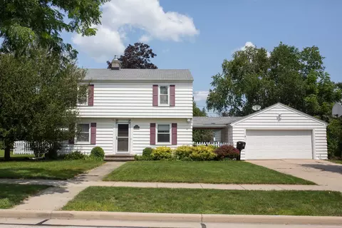 124 E Byrd St, Appleton, WI 54911