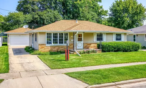 1218 W Roberts Ave, Appleton, WI 54914