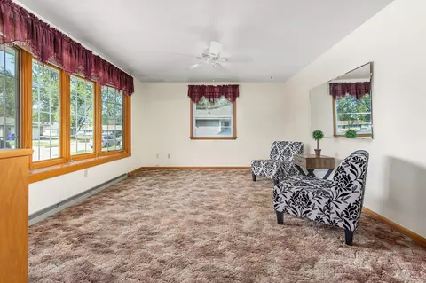 Living - 1218 W Roberts Ave, Appleton, WI 54914 photo 2 of 3