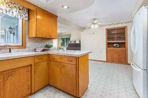 Kitchen - 1218 W Roberts Ave, Appleton, WI 54914 photo 5 of 5