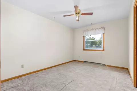 Bedroom - 1218 W Roberts Ave, Appleton, WI 54914 photo 3 of 7