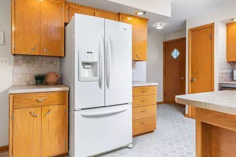 Kitchen - 1218 W Roberts Ave, Appleton, WI 54914 photo 1 of 5