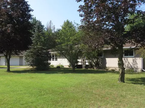 n2111 Southgate Terrace, Wautoma, WI 54982