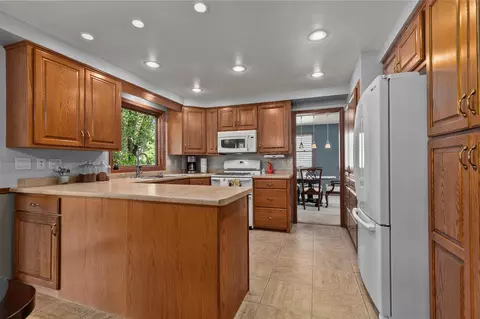 2517 Beechwood Ct, Appleton, WI 54911 photo 32