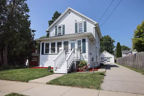 1023 Mt Vernon St, Oshkosh, WI 54901