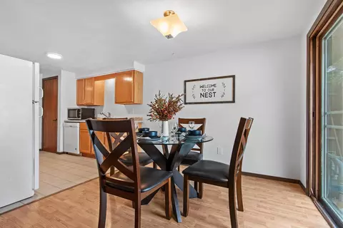 430 E 1st Ave #B, Appleton, WI 54911 photo 8