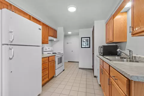430 E 1st Ave #B, Appleton, WI 54911 photo 10
