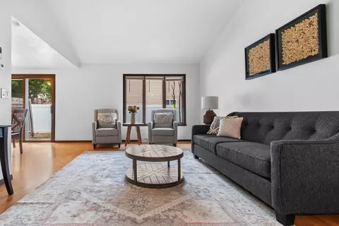 430 E 1st Ave #B, Appleton, WI 54911 photo 4
