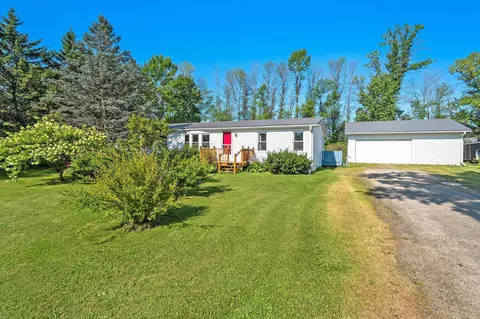 1236 Melissa Blvd, Little Suamico, WI 54141
