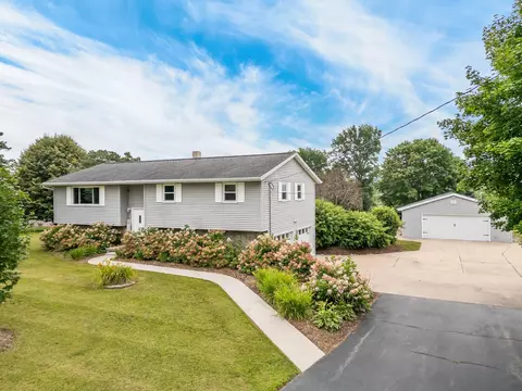 w381 Hillside Drive, De Pere, WI 54115