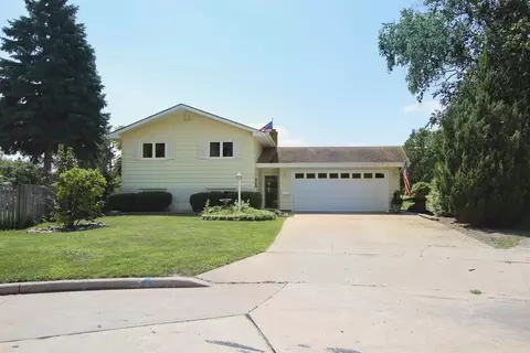 1615 W 7th Ave, Oshkosh, WI 54902