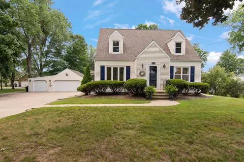 2625 Shawano Ave, Green Bay, WI 54313