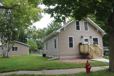 450 N 6th Ave, Sturgeon Bay, WI 54235