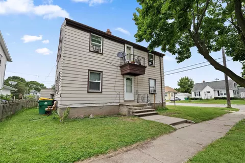 1539 Ellis St, Green Bay, WI 54302
