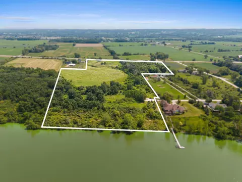 New Plank Road, De Pere, WI 54115